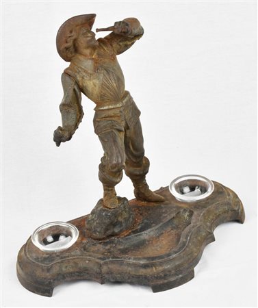 CALAMAIO IN ANTIMONIO raffigurante guerriero Francia, fine XIX secolo cm...