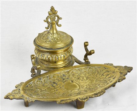 CALAMAIO IN BRONZO DORATO con supporto per pennino Francia, ultimo quarto XIX...