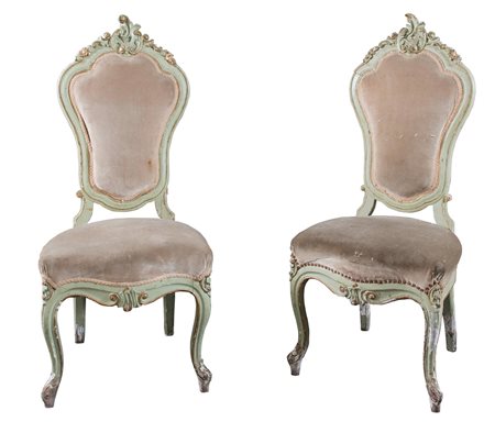 Lotto composto da SEI SEDIE imbottite in legno laccato e dorato. Lombardia,...