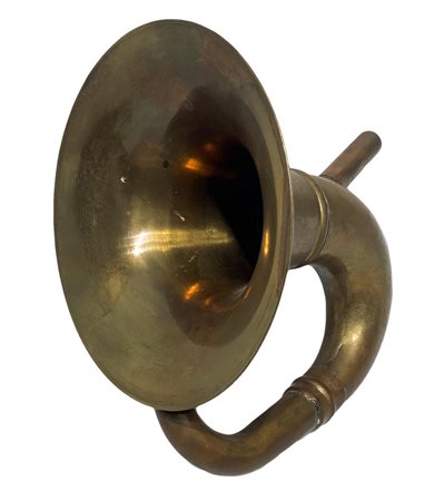 Cornetto antico in ottone. H cm 22, larghezza cm 20. Diametro cm 16. Da...