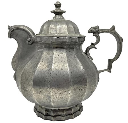 Antica caraffa panciuta (4). H cm 23x24