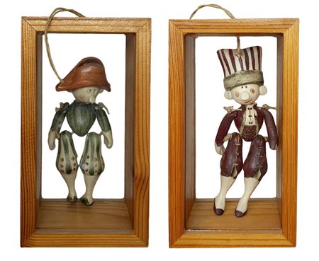 Bucci. Coppia di sculture in porcellana raffigurante soggetti della commedia...