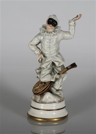 MANIFATTURA DI MEISSEN DEGLI INIZI DEL XX SECOLO Pulcinella. In porcellana di...