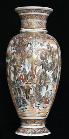 MANIFATTURA GIAPPONESE DEL XIX SECOLO Vaso giapponese, Satsuma, del XIX...