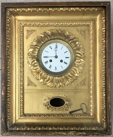 Anonimo
Pendola in cornice dorata
Austria (cassa) epoca 1840/50
Quadrante in sm