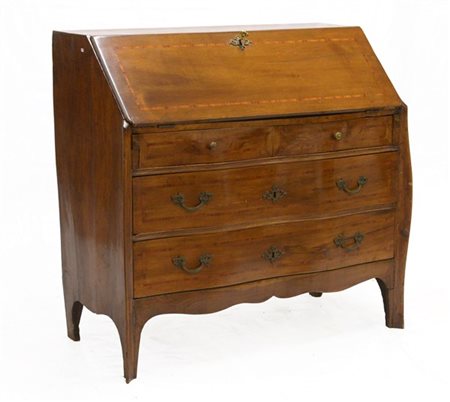 Ribalta in noce filettata, anta celante due cassetti, sportello e vani, tre cas