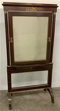 Psiche da terra con specchio basculante fra colonne e cassetto nella fascia, gu