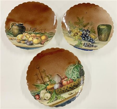 Manifattura Ceramica Lodigiana, gruppo di tre piatti in ceramica a bordo polilo