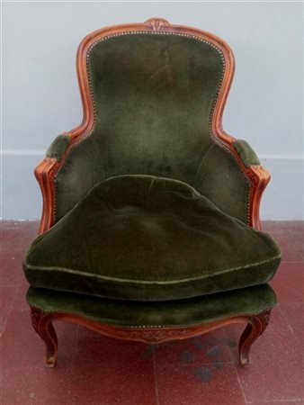 Bergère di forma mossa con rivestimenti in velluto verde (difetti)