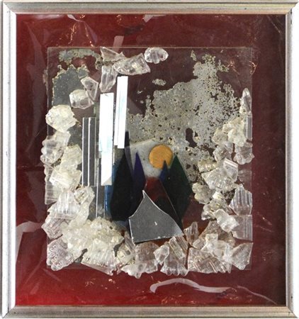 Ignoto composizione con vetri, plexiglass e specchi
cm 47x43. In cornice (difett