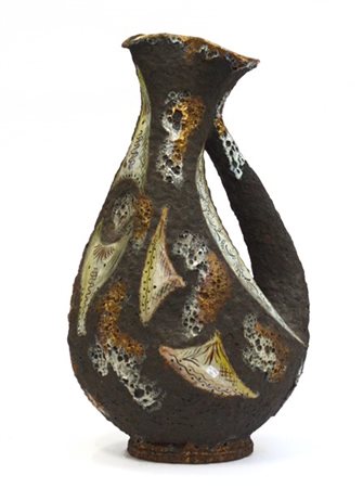 Italo Casini Vaso a brocca in terracotta policroma e dipinta a mano. Italia, ann