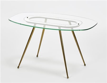 Tavolino da salotto con struttura in ottone e piano in vetro con decoro central