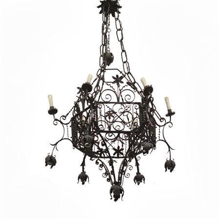 Lampada a sospensione a tredici fiamme in ferro battuto e decorato a fiori e vo