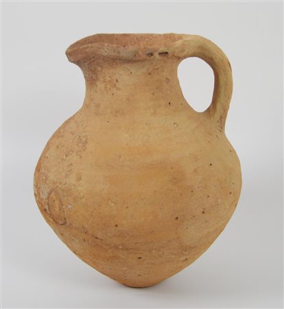 BROCCA DATAZIONE: II-I millennio a.C. MATERIA E TECNICA: argilla depurata...