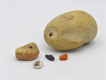 CINQUE PESI DATAZIONE: II-I millennio a. C. MATERIA E TECNICA: pietre dure...