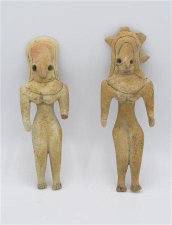 DUE STATUETTE VALLE DELL'INDO DATAZIONE: IV-III millennio a.C. MATERIA E...