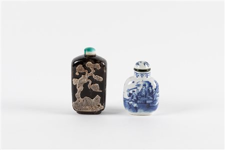 Due snuff bottles
