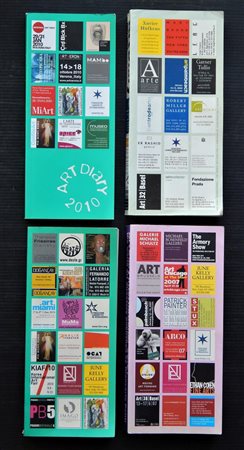 4 Cataloghi con elenchi di gallerie e artisti di Arte contemporanea degli...