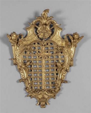 Grata da clausura in legno finemente intagliato e 