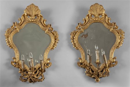 Coppia di grandi apliques Luigi XV in legno 