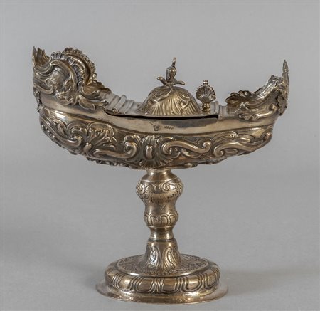 Navicella in argento finemente cesellato, punzone 