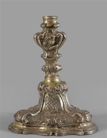 Base di calice Luigi XV in argento sbalzato, 