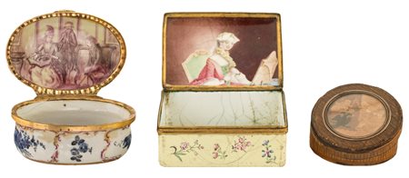 Tre piccole scatole diverse, fine XVIII/inizio XIX secolo - la prima in rame...