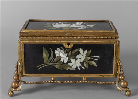 Scatola portagioie in commesso di pietre dure, 