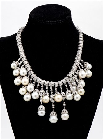 Collana con diamanti e perle