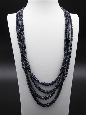 Collana con zaffiri 