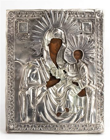 Icona russa con riza in argento raffigurante Madonna di Smolesk  - Mosca 1820-1824