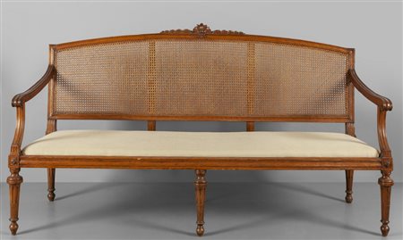 Divano Luigi XVI in noce, Genova II metà 