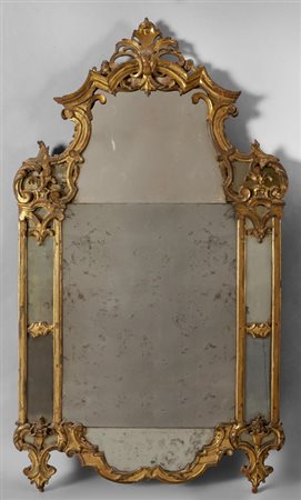 Specchiera Luigi XIV in legno finemente 