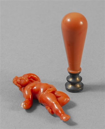 Timbro in corallo e angioletto in corallo, 