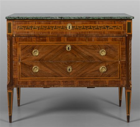 Comò Luigi XVI a due cassetti più uno lastronato 