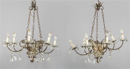 Coppia di lampadari a sei luci, corpo centrale 