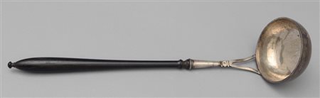 Mestolo in argento con manico in palissandro, 