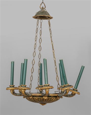 Lampadario Carlo X in legno intagliato e laccato 