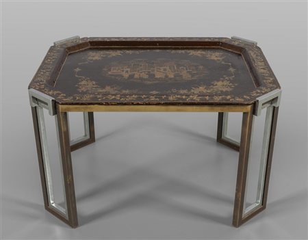 Grande vassoio decorato a cineserie in oro su 