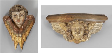 Due angioletti alati di forme diverse in legno 