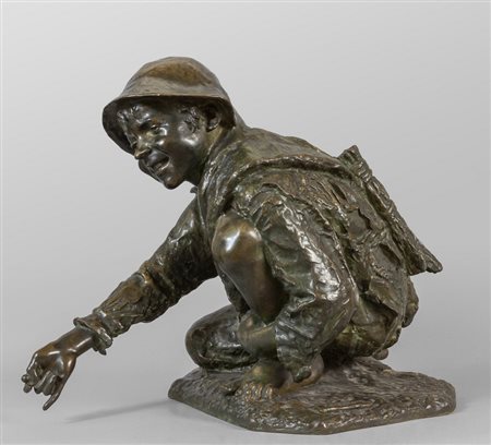 Spazzacamino, scultura in bronzo a patina 