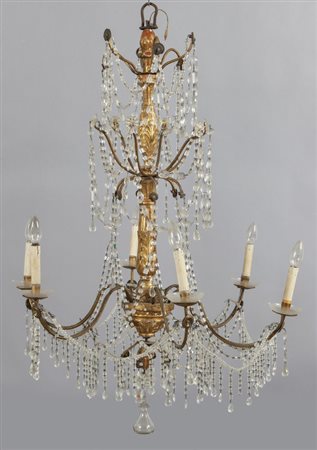 Lampadario Luigi XVI con fusto in legno 