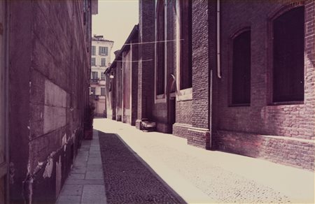 Luigi Ghirri (1943-1992)  - Milano, Via del Carmine, 1986/1987