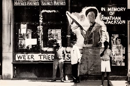 Paola Agosti (1947)  - Boston, quartiere afroamericano Roxbury, 1972