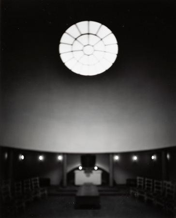 Hiroshi Sugimoto (1948)  - Woodland Chapel (Eric Gunnard Asplund), 2001