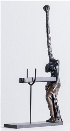 SALVATOR DALI' (Figueres 1904 - 1989) "Venere e giraffa", 1973. Scultura di...
