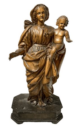 Grande statua lignea raffigurante Madonna con bambino, scultore italiano del XVI secolo. H cm 156. Base cm 73x48