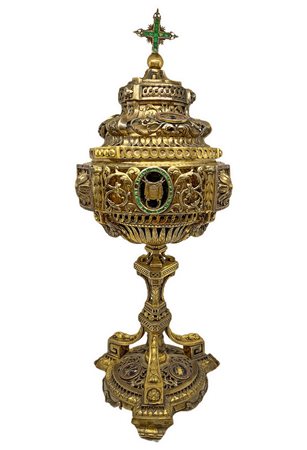 Pisside in argento vermeil. Punzonato e datato 1806, punzone Acireale, sigla MAC (Salvatore Maria Arcidiacono Console) e