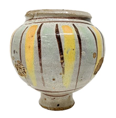 Boccino (oncia) in maiolica di Caltagirone, Sicilia, prima metÃ  del XIX secolo. Nei toni del verde, giallo e manganese.