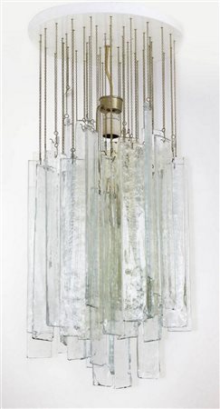 Mazzega, lampadario in vetro e catena ottone, anni '60. Larghezza coppa rotonda, diametro cm 40, h max cm 90.